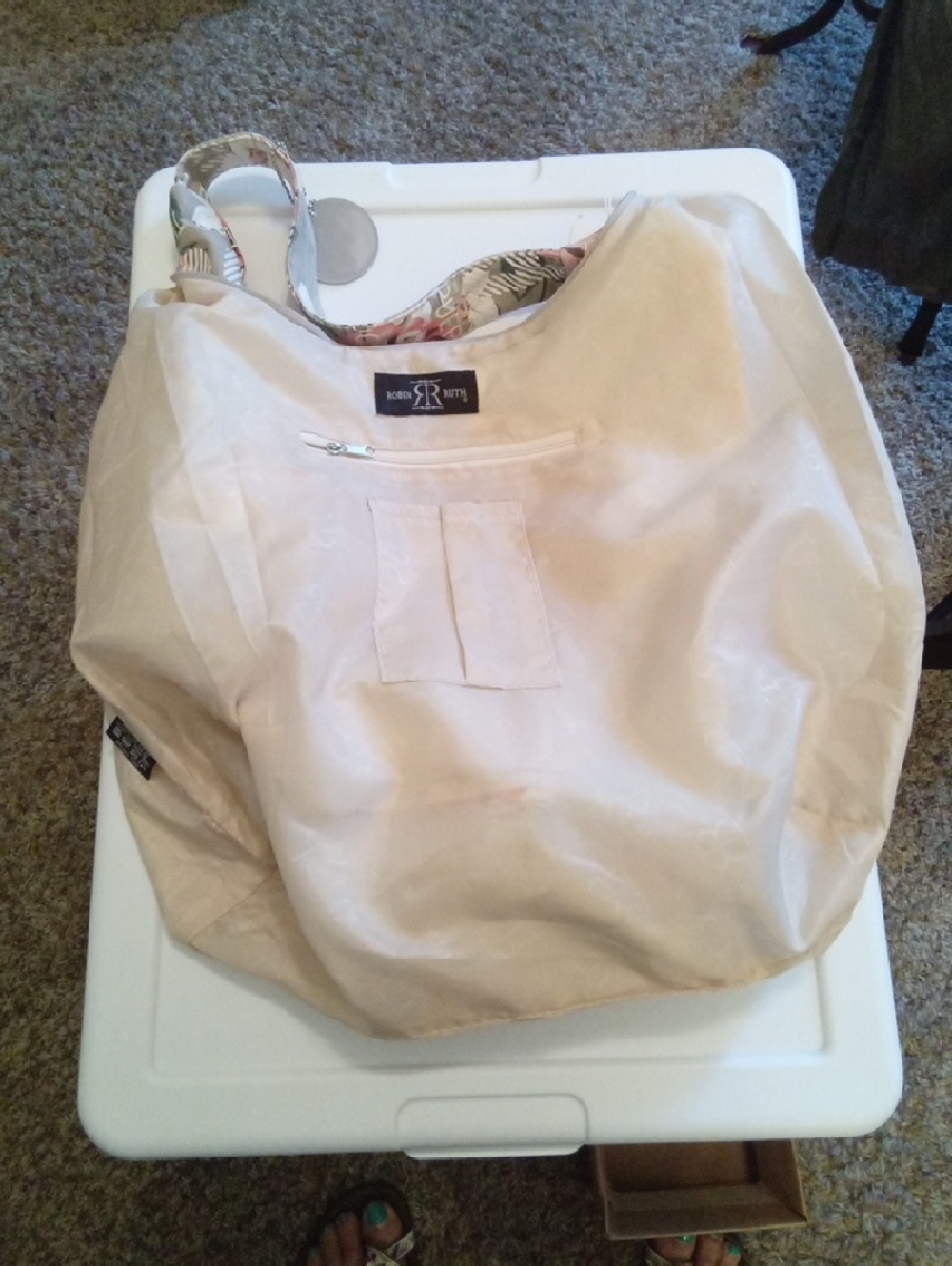 Robin Ruth Canvas Puerto Rico Zipper Bag. - Picture 2 of 5